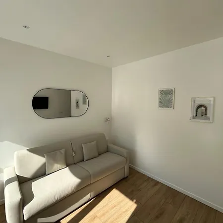 Comfy Studio, Paris South *